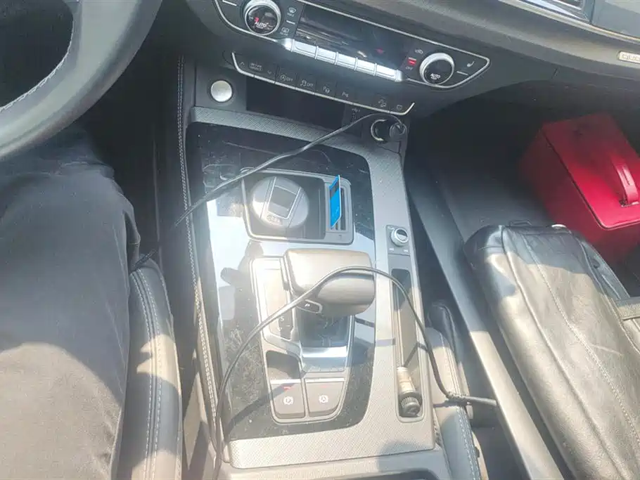 Audi Q5L Audi Q5L