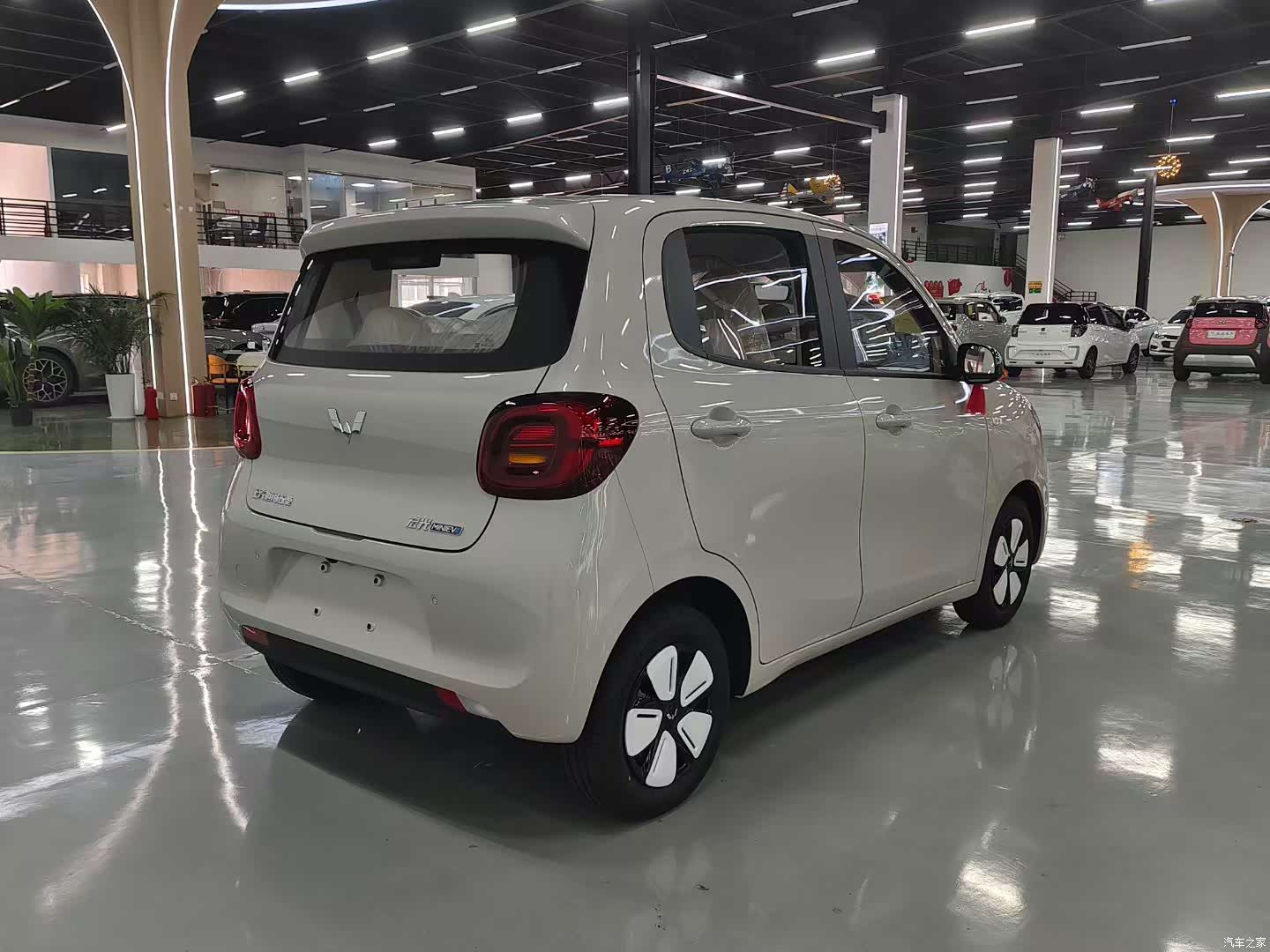 Wuling MINIEV, 2026 6