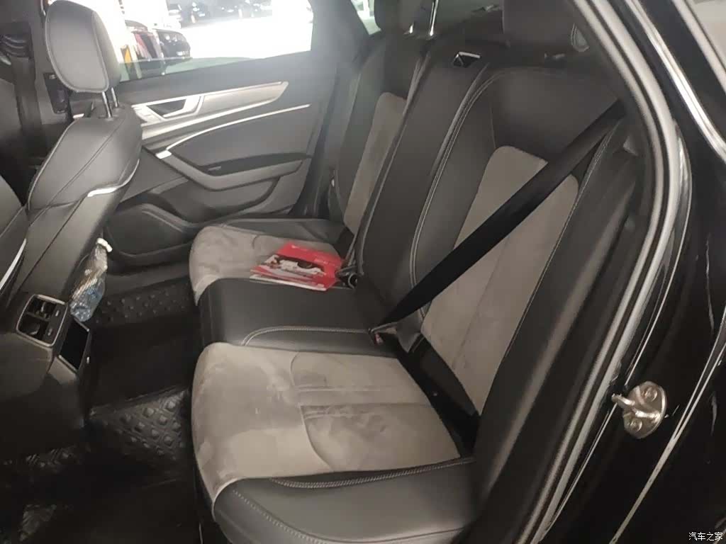 Audi A6L, 2023 15