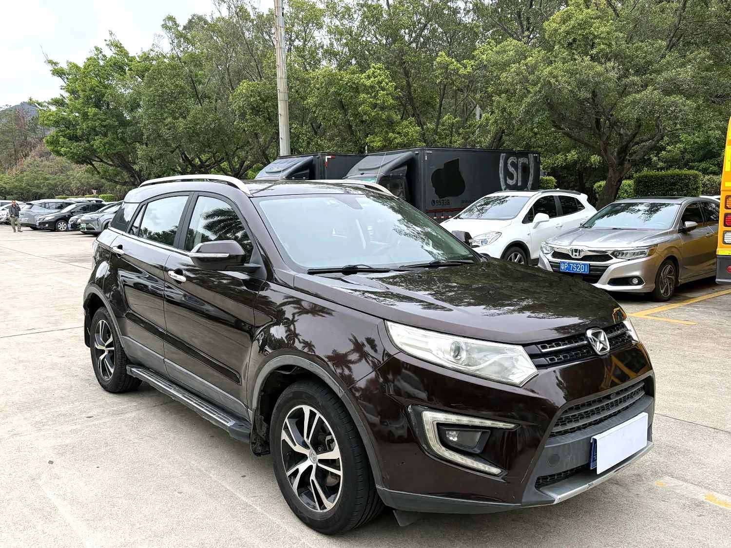 JMC S330, 2017 3