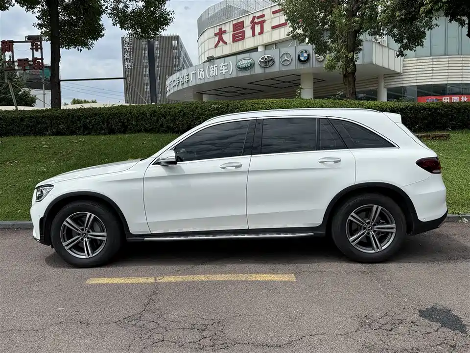 Mercedes-Benz GLC Mercedes-Benz GLC