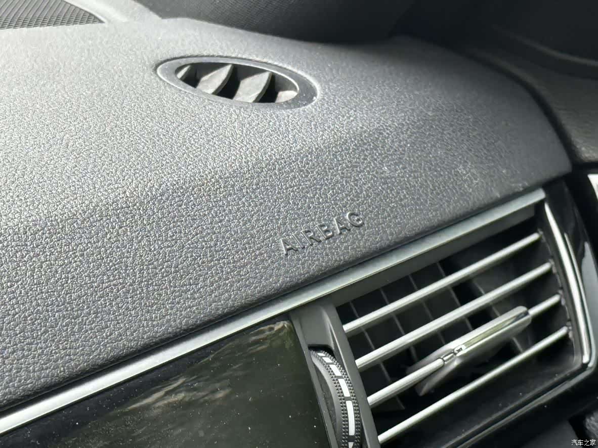 Mercedes-Benz E-Class, 2012 10