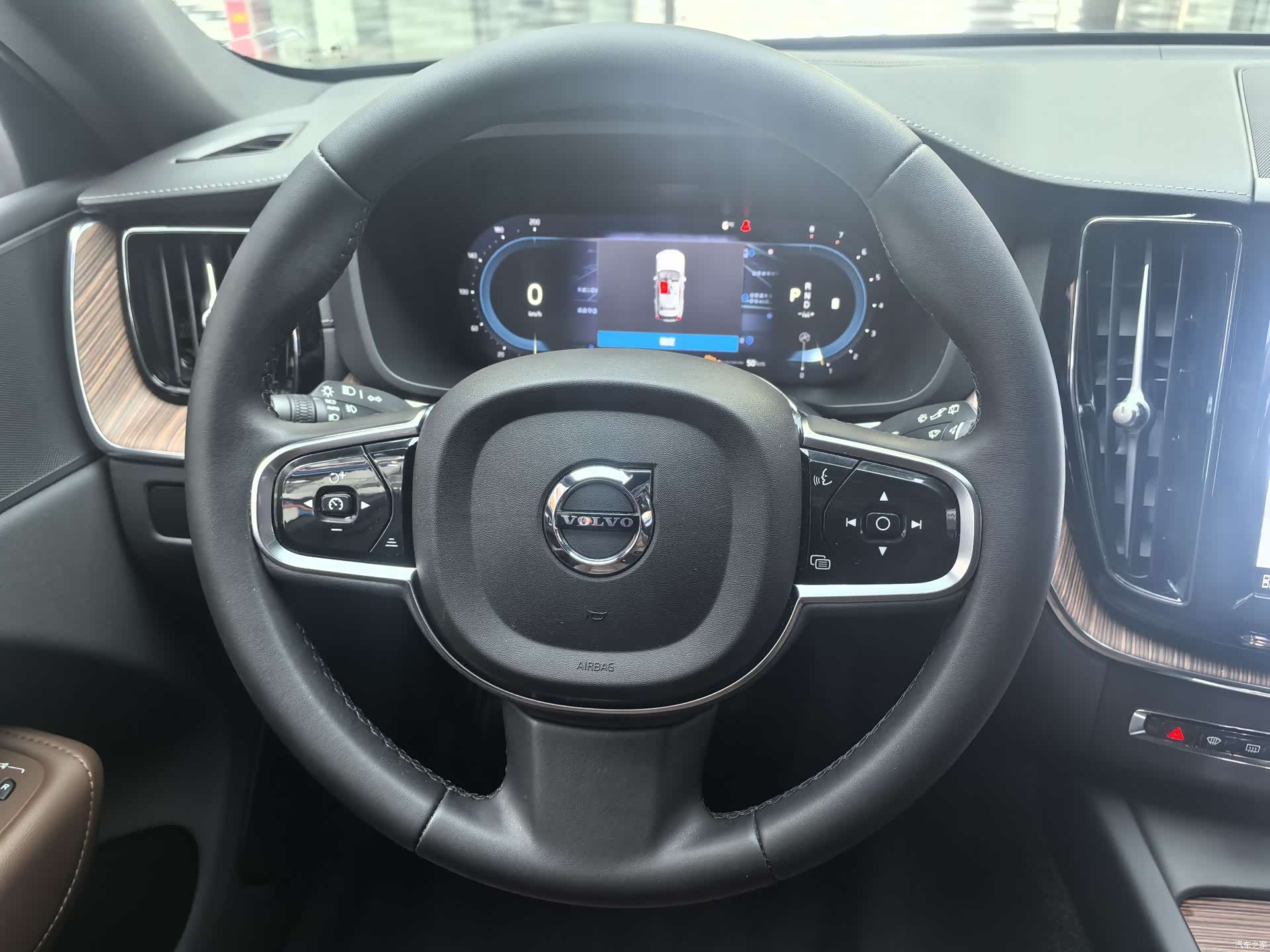 Volvo XC60, 2022 12
