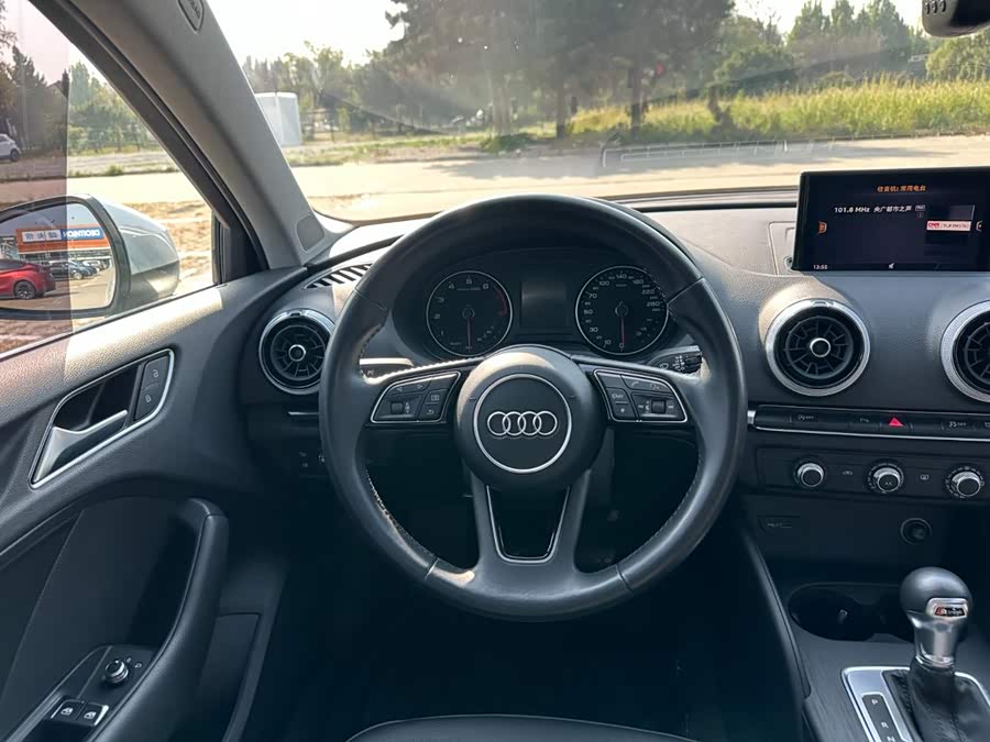 Audi A3 2018, фото 21