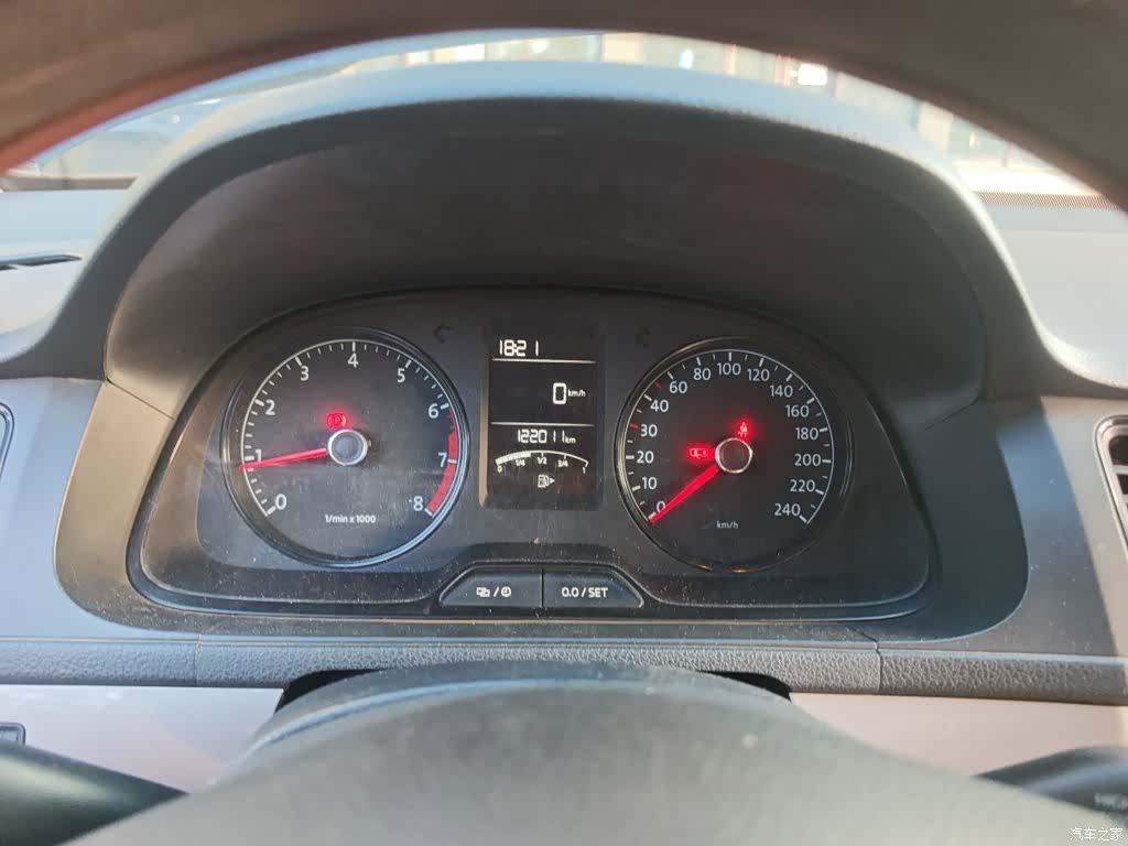 Volkswagen Lavida, 2017 8
