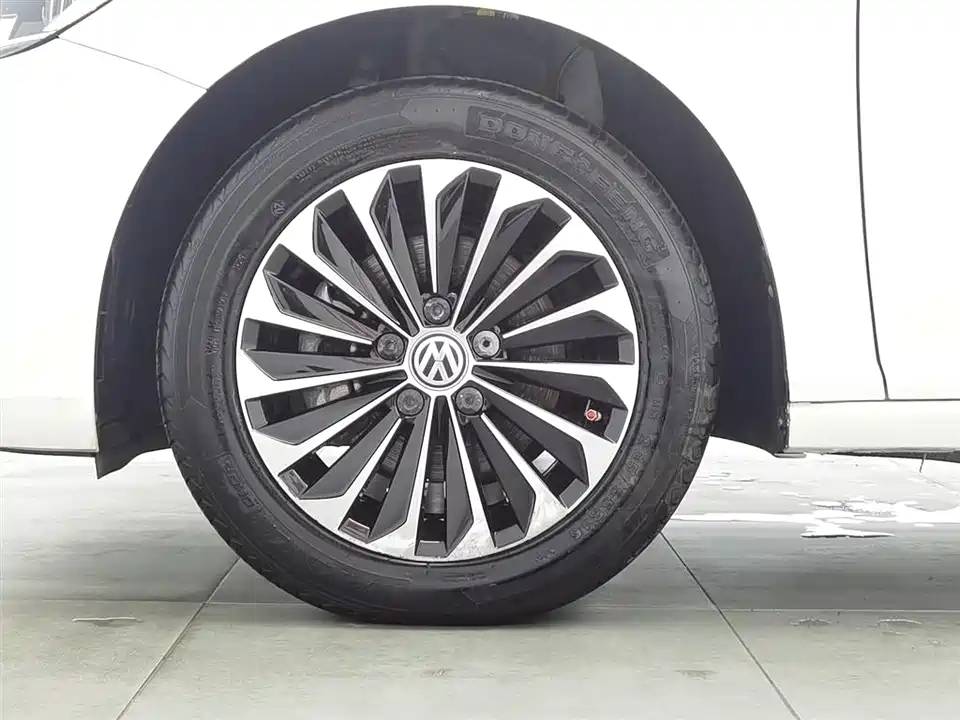 Volkswagen Lavida Pure Electric