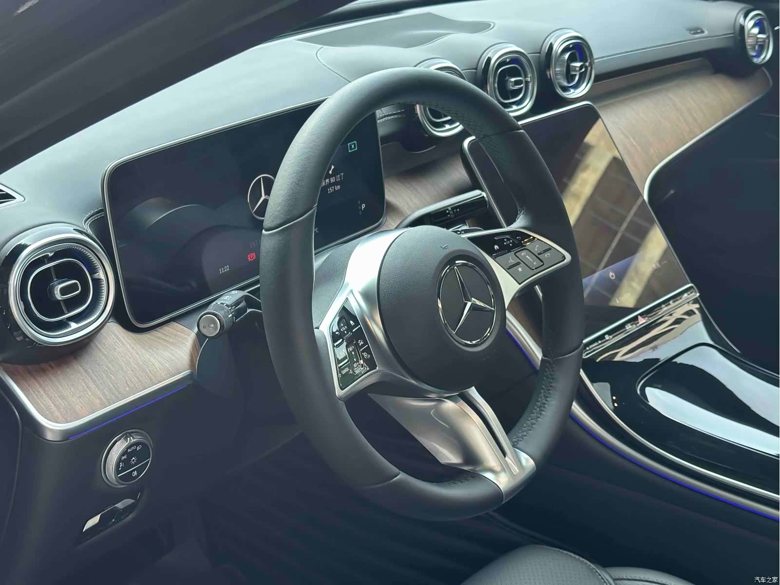 Mercedes-Benz C-Class, 2023 12