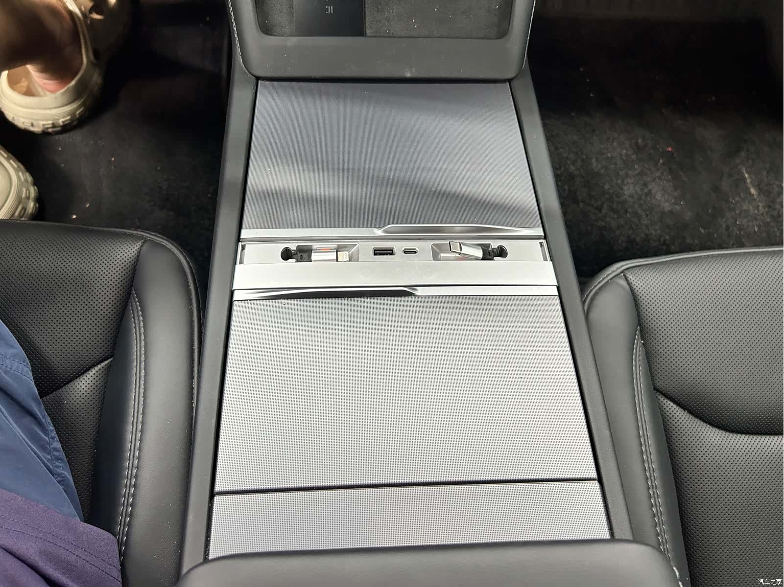 Tesla Model 3, 2024 7