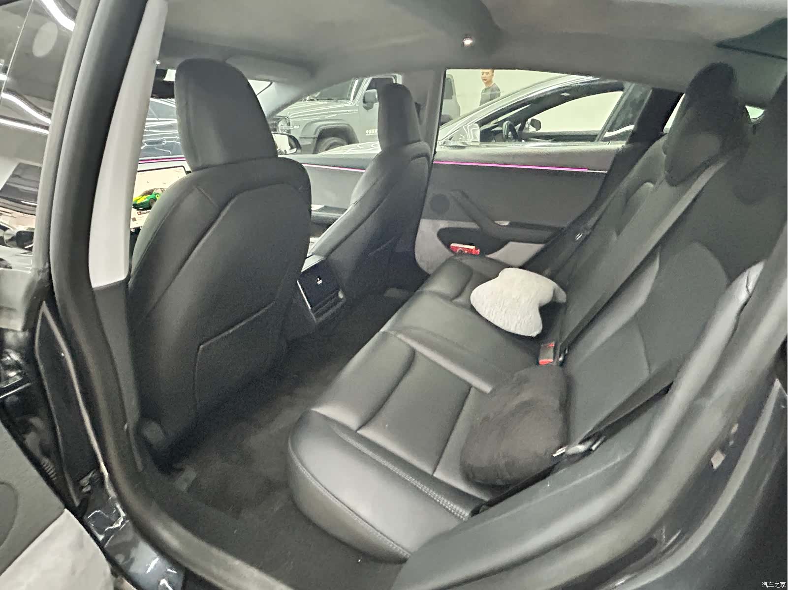 Tesla Model 3, 2024 10
