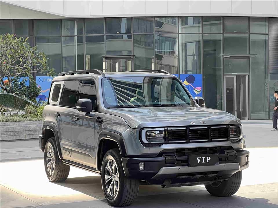 Beijing BJ40