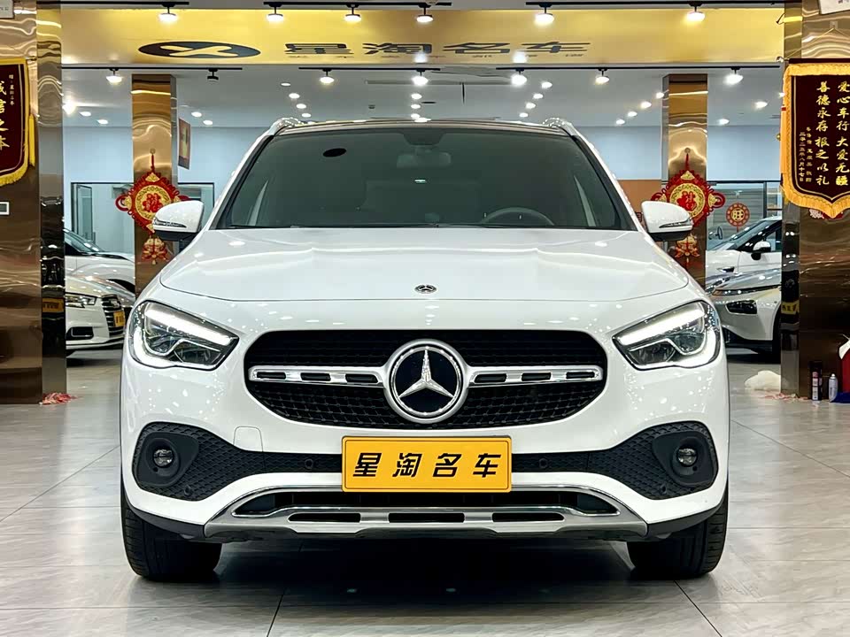 Mercedes-Benz GLA