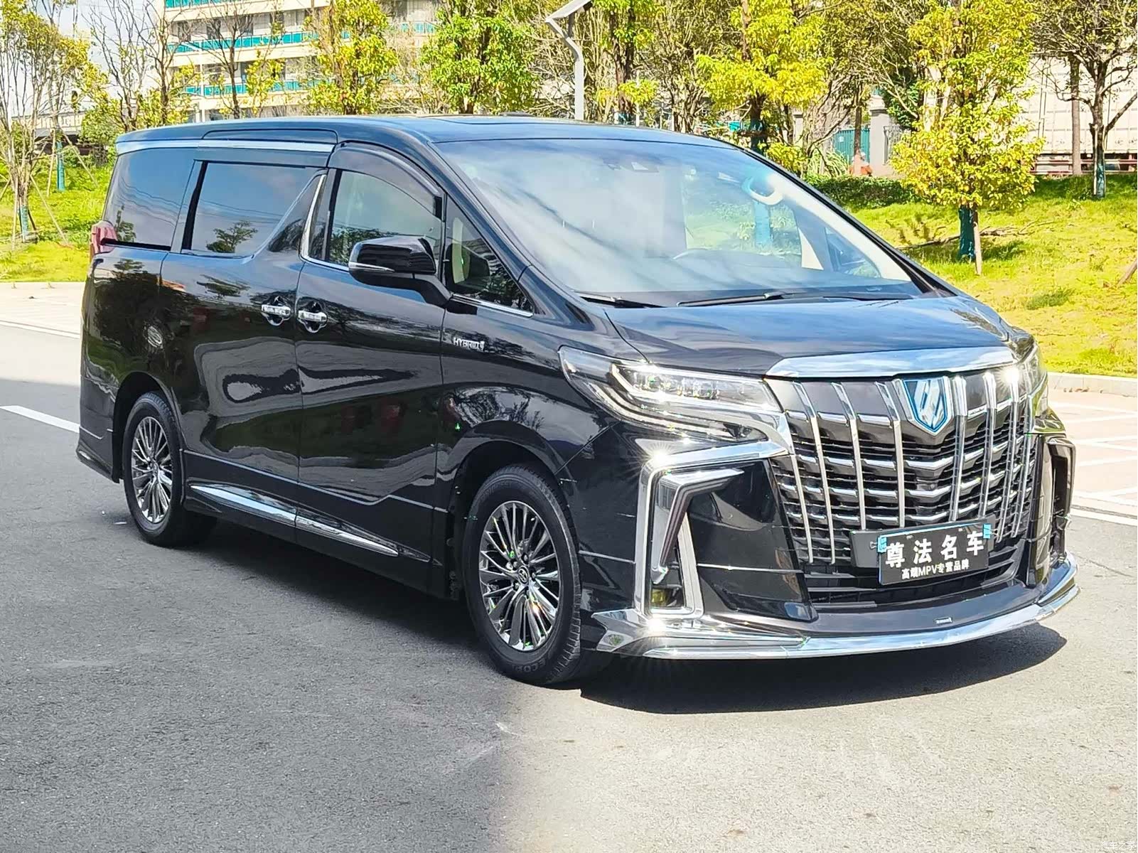 Toyota Alphard, 2019 3