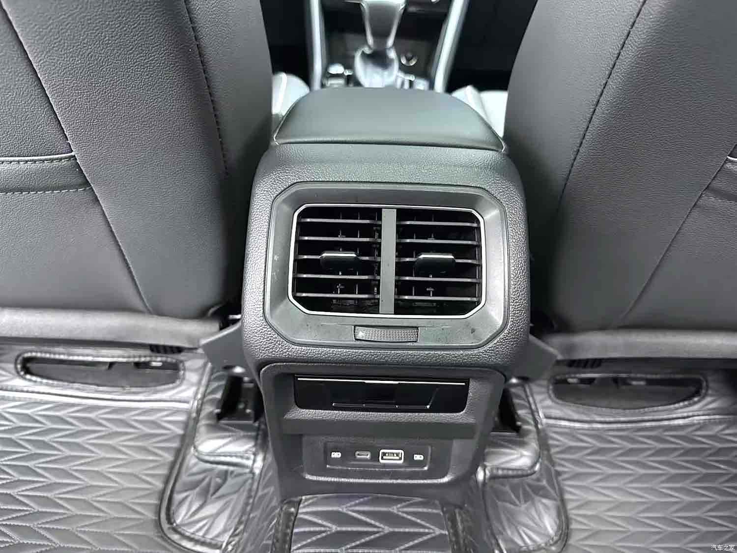 Volkswagen Tiguan L, 2022 7