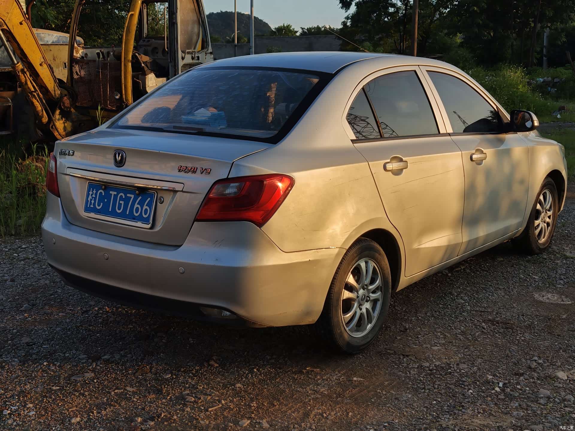 Changan V3, 2013 все фото