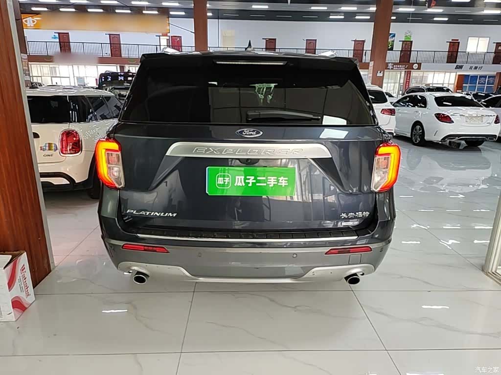 Ford Explorer, 2022 6