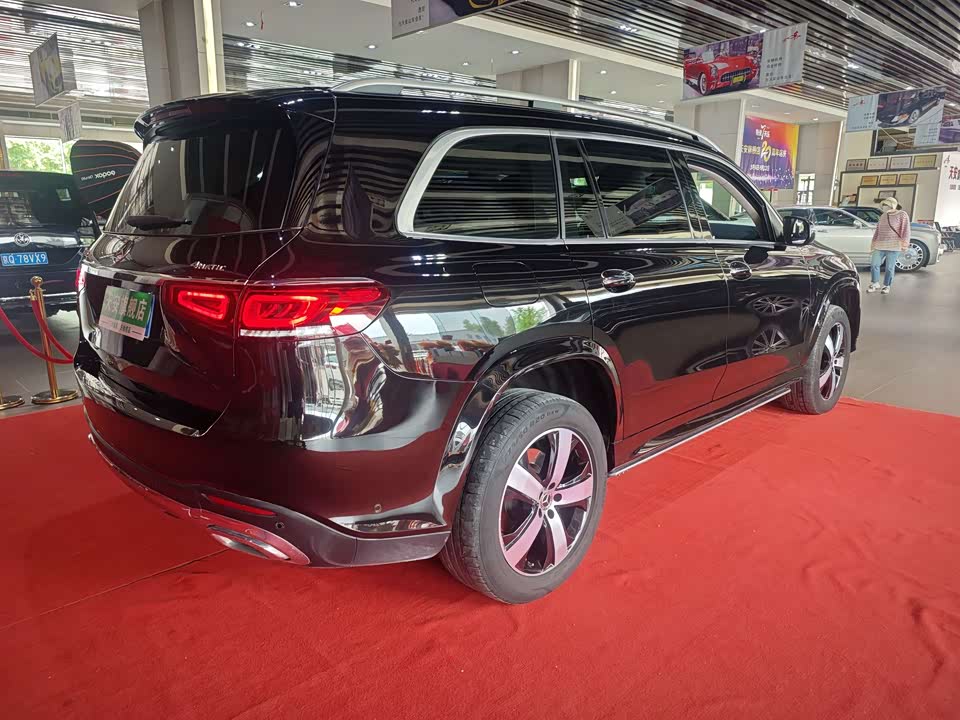 Mercedes-Benz GLS Mercedes-Benz GLS