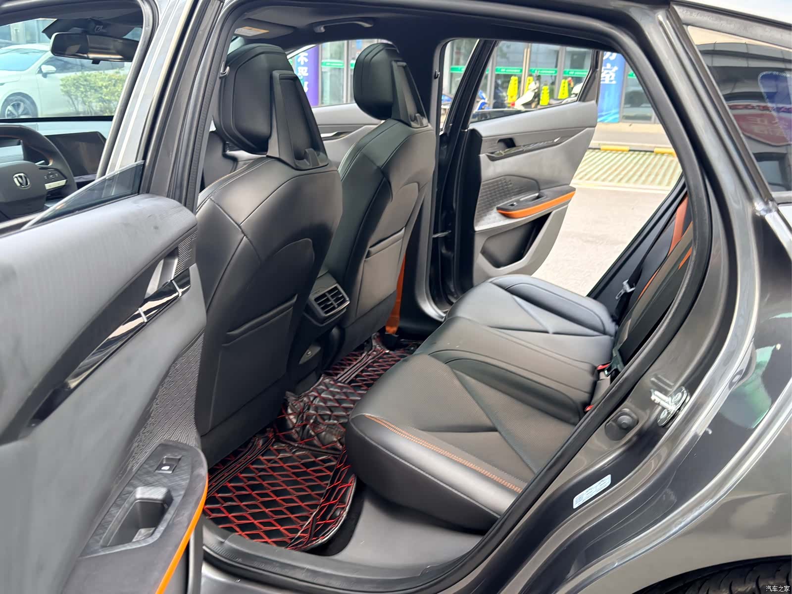 Changan UNI-V, 2022 10