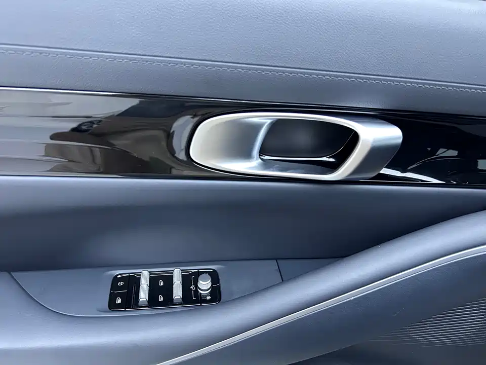 Geely Galaxy Galaxy E5