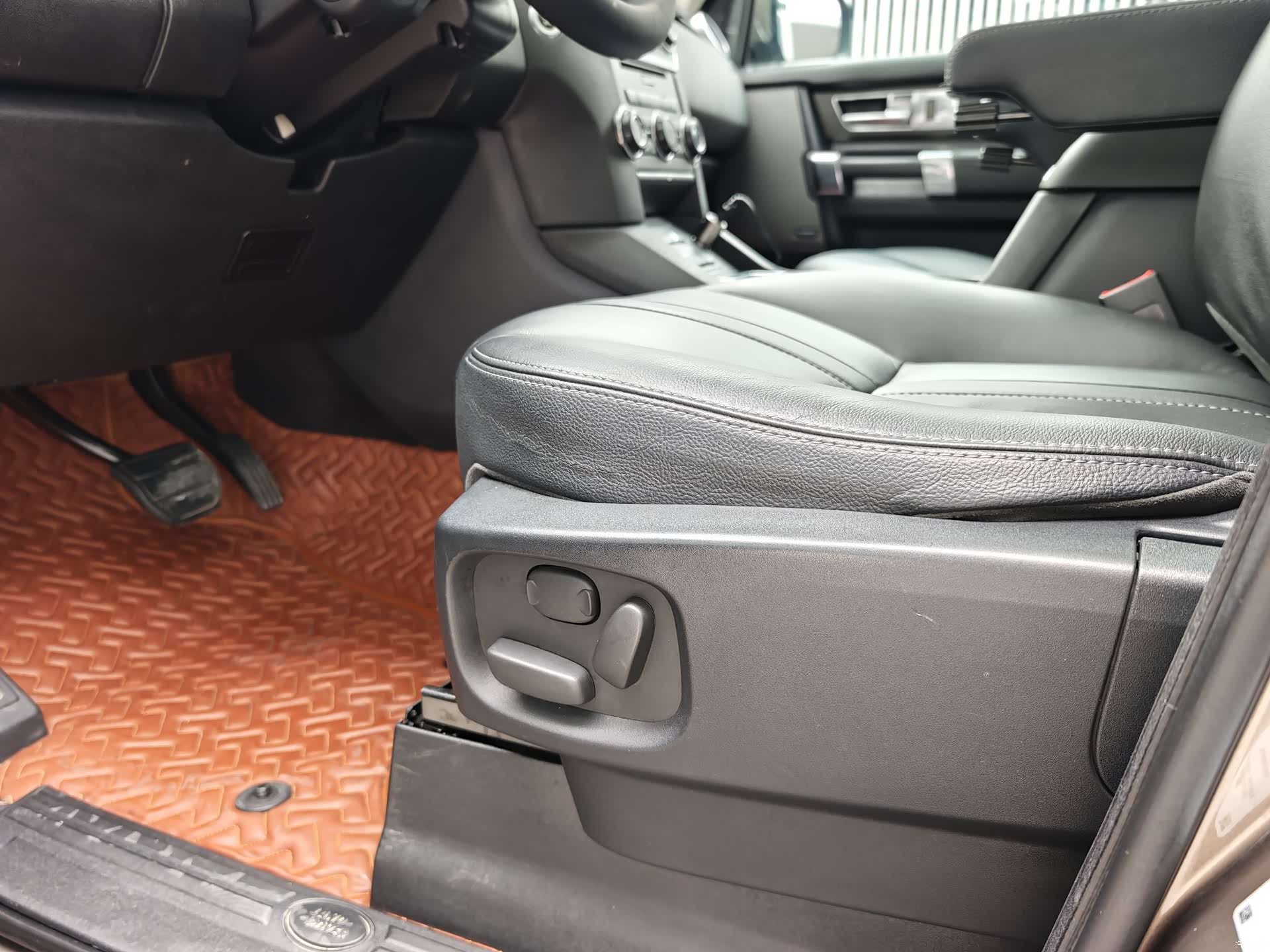 Land Rover Discovery, 2015 6