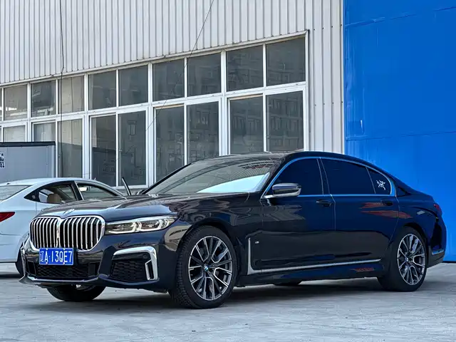 BMW 7-Series 2022 — купить из Китая под заказ