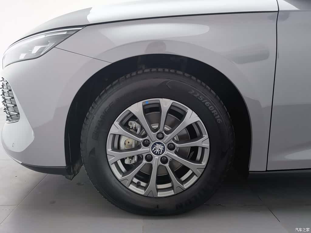 BYD Qin, 2025 17