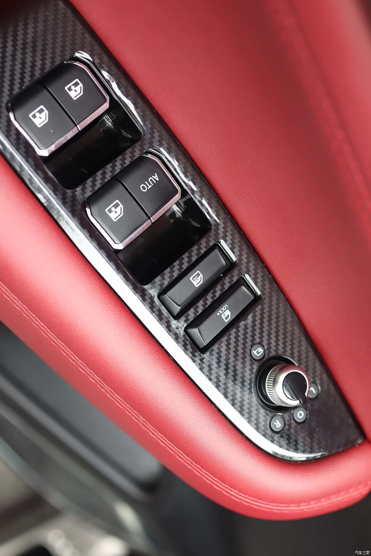 Changan CS85, 2019 23