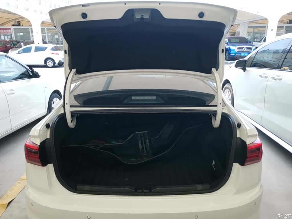 Volkswagen Bora, 2022 15