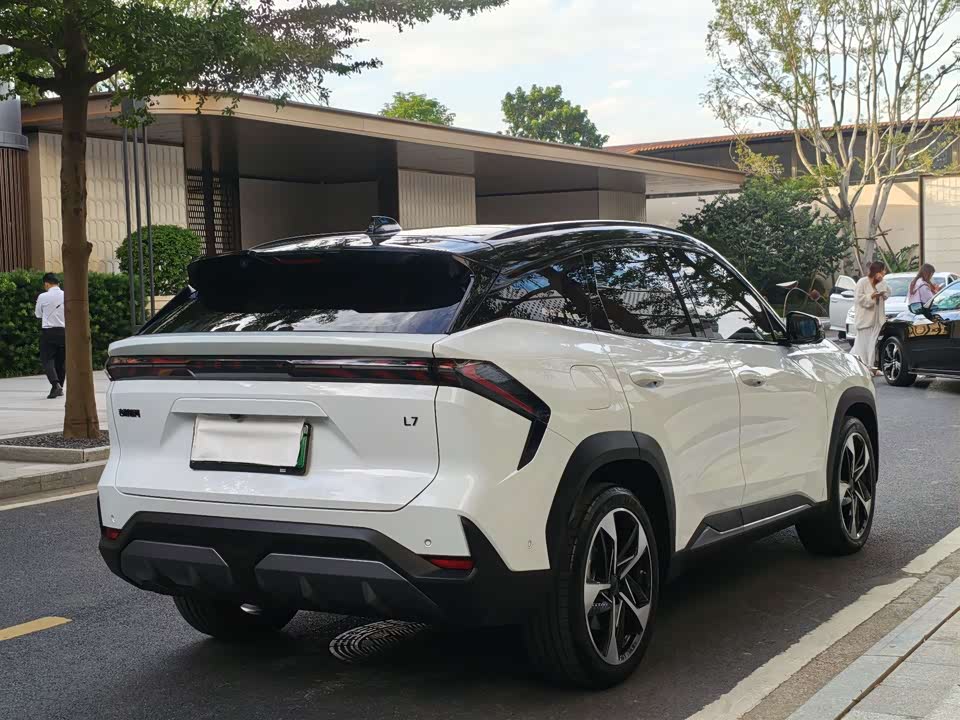 Geely Galaxy Galaxy L7