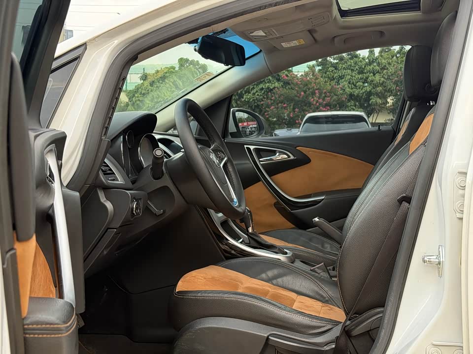 Buick Yinglang