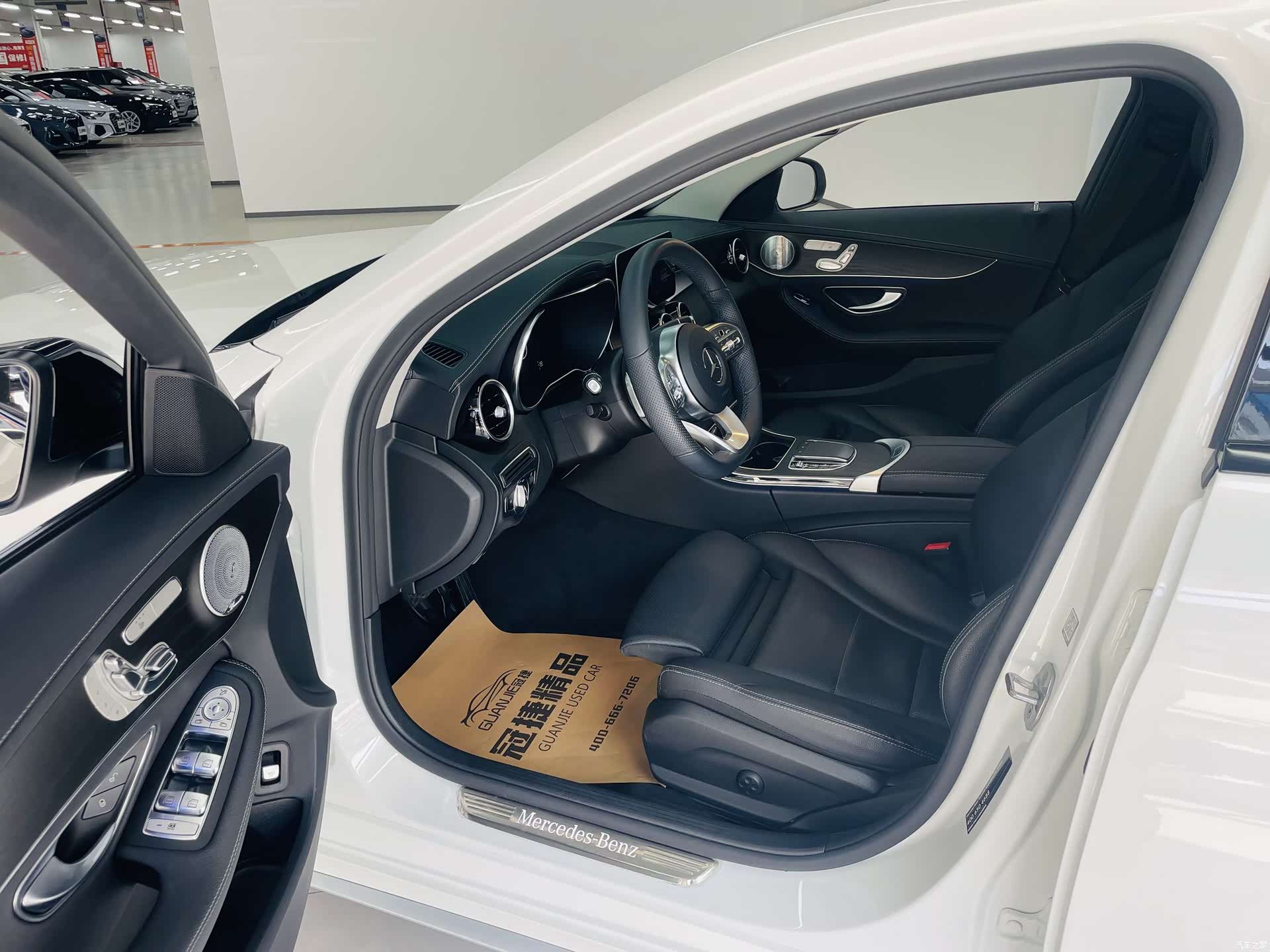 Mercedes-Benz C-Class, 2021 4