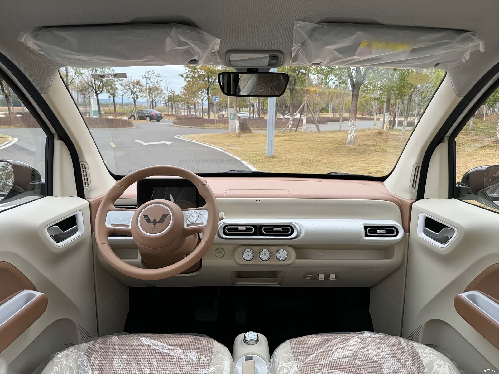 Wuling MINIEV, 2026 6