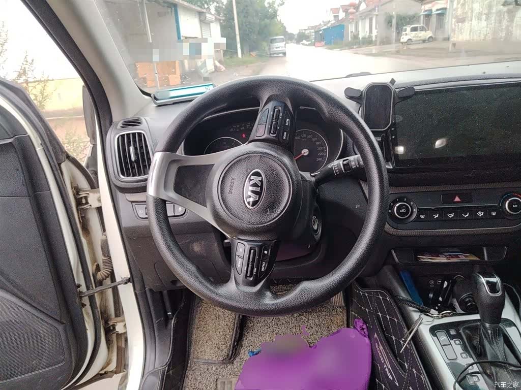 Kia KX3, 2016 6
