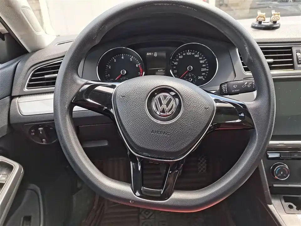 Volkswagen Lingdu