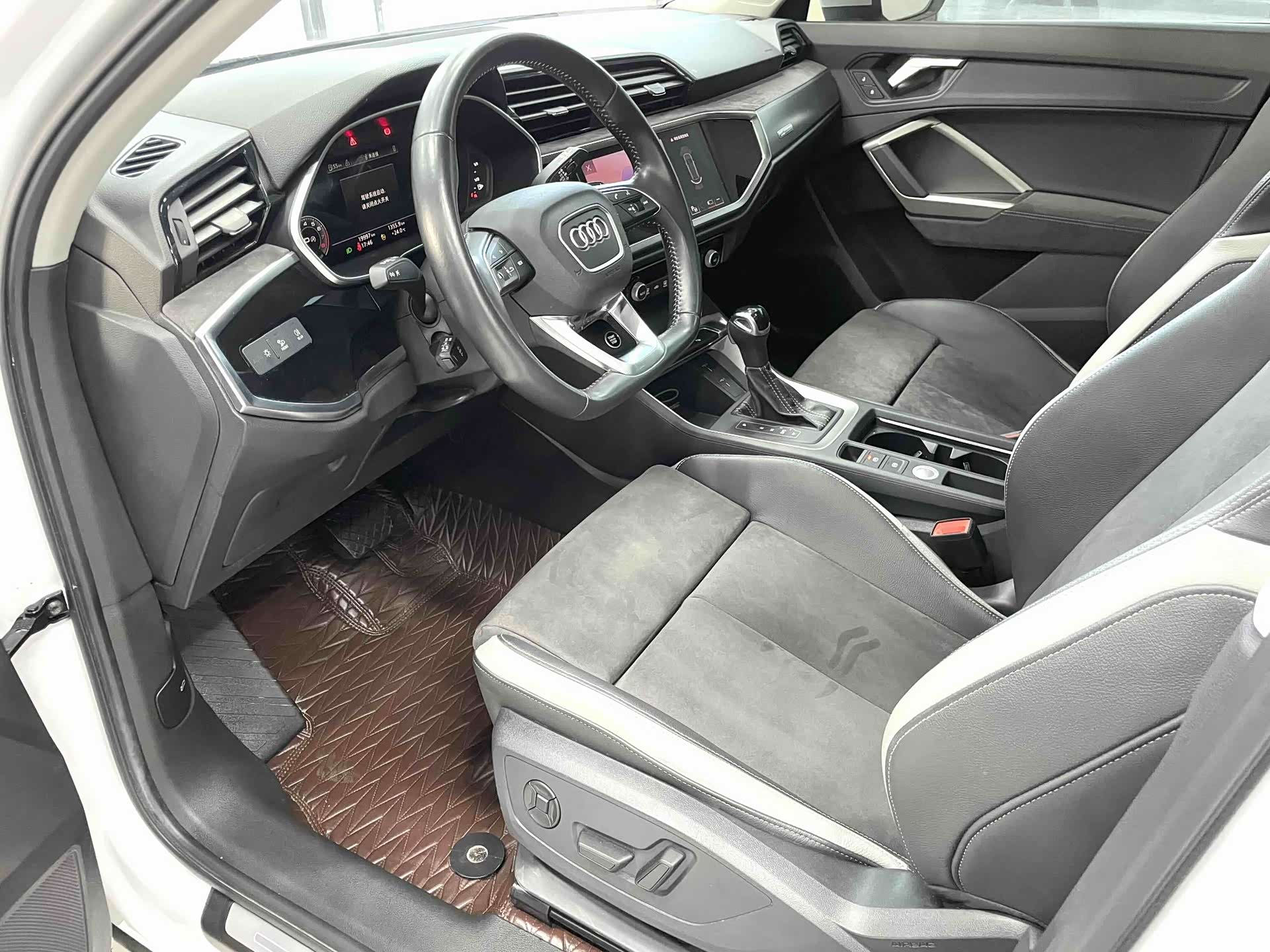 Audi Q3, 2022 7