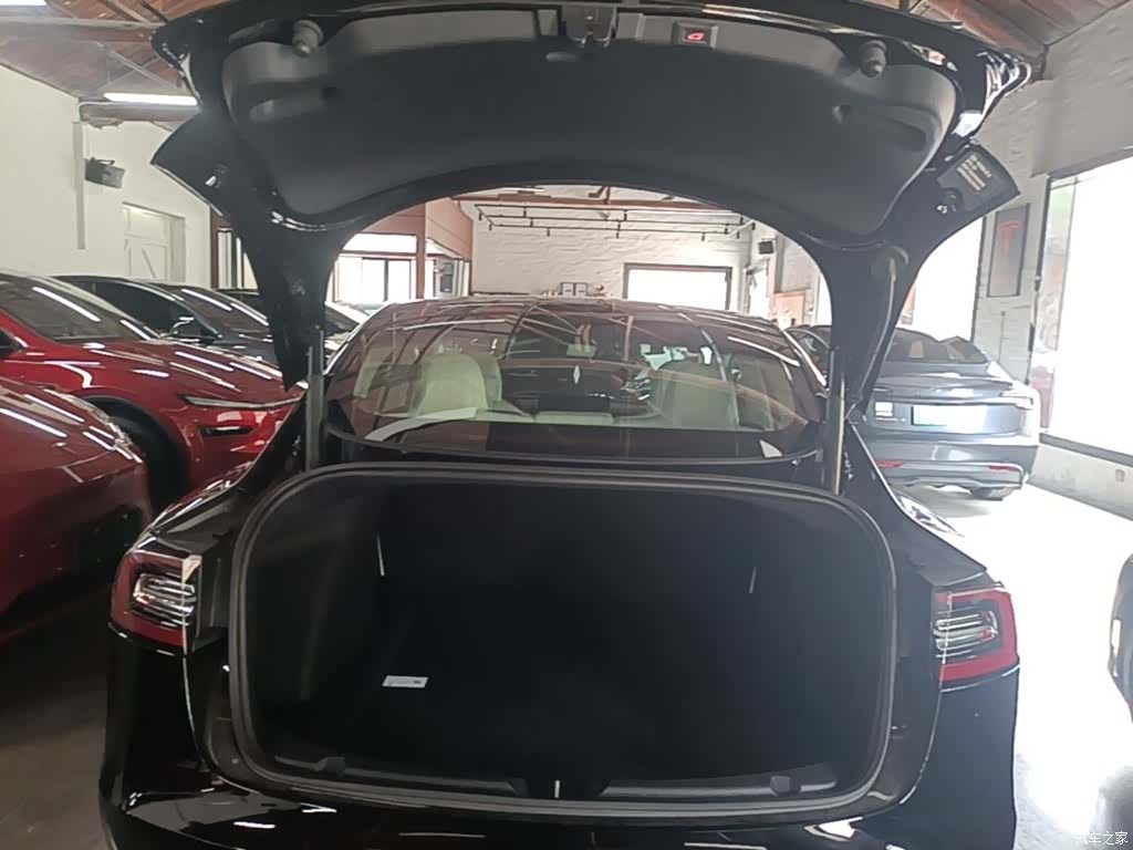 Tesla Model 3, 2021 19
