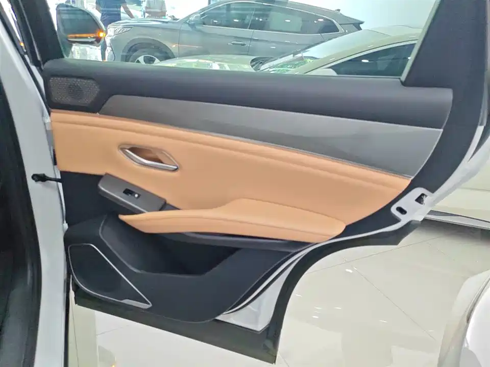 BYD Song L DM-i