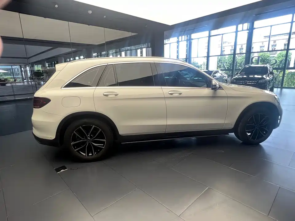 Mercedes-Benz GLC Mercedes-Benz GLC