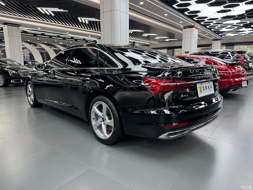 Audi A6L, 2023 все фото