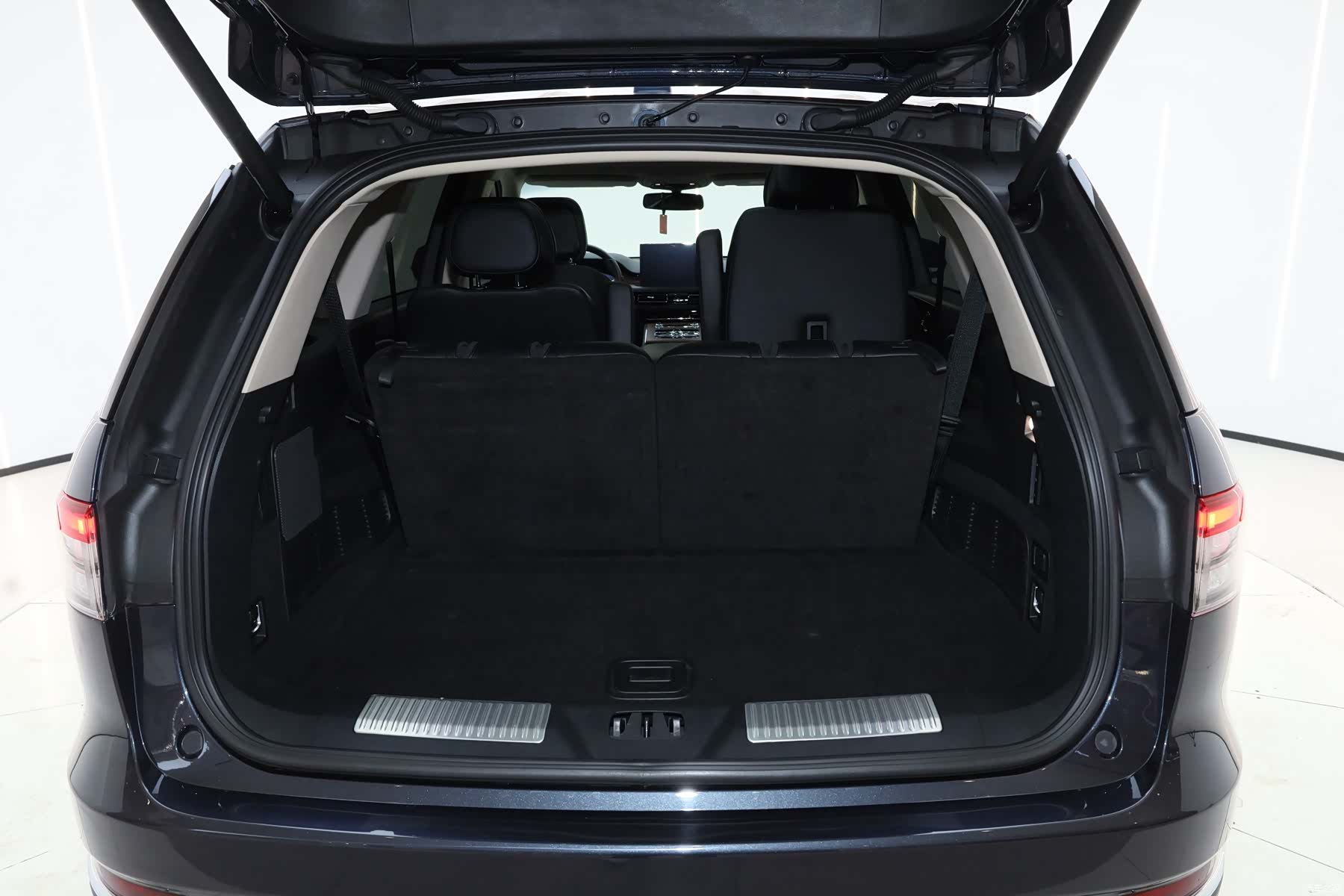 Lincoln Aviator, 2024 18