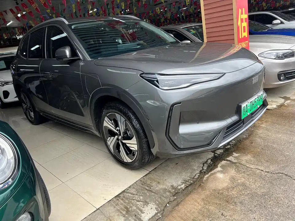 Geely Galaxy Galaxy E5