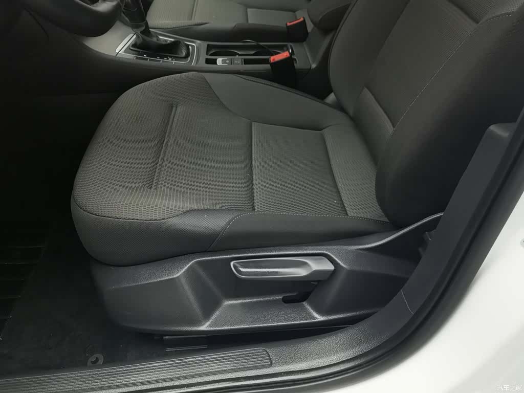 Volkswagen Golf, 2016 20