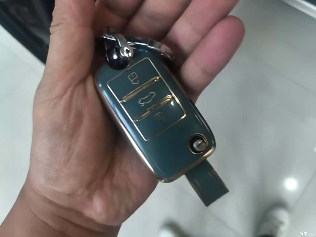 Roewe RX5, 2018 17