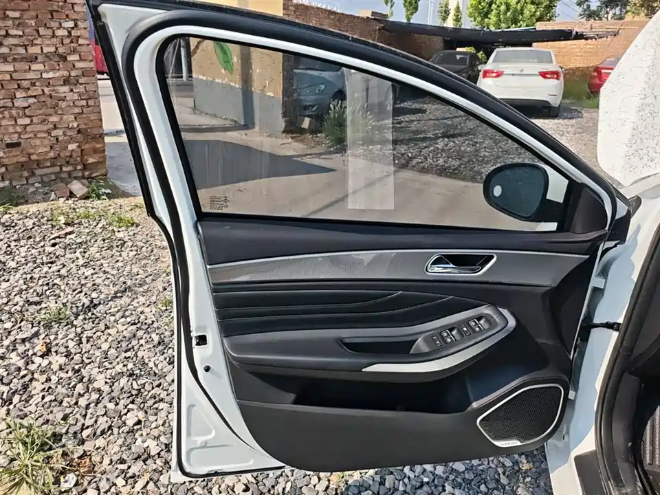 Chery Arrizo 5 Chery Arrizo 5
