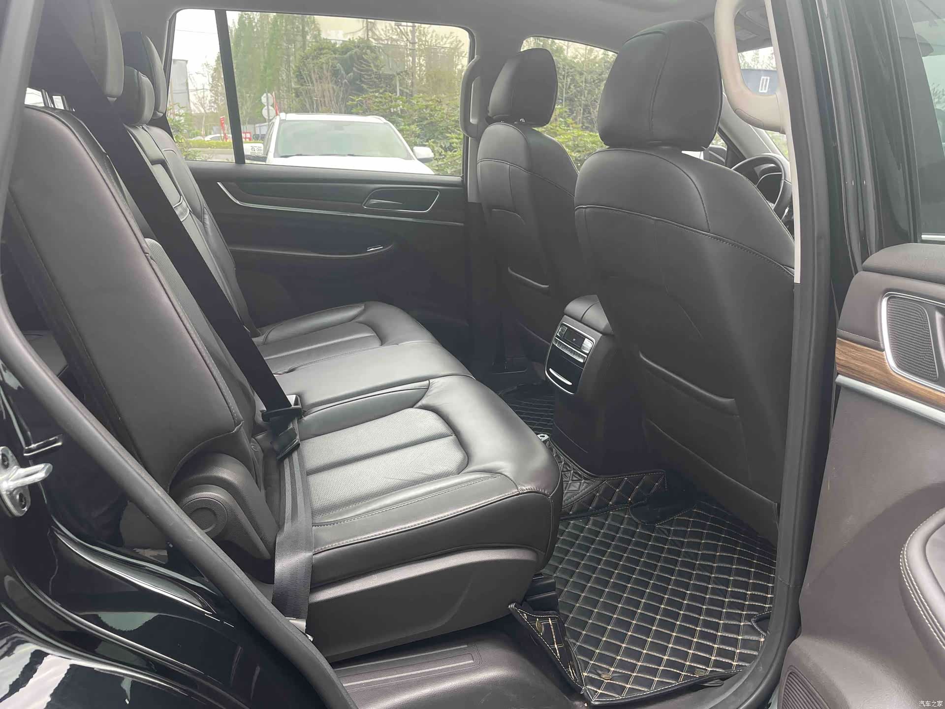 Roewe RX8, 2019 19