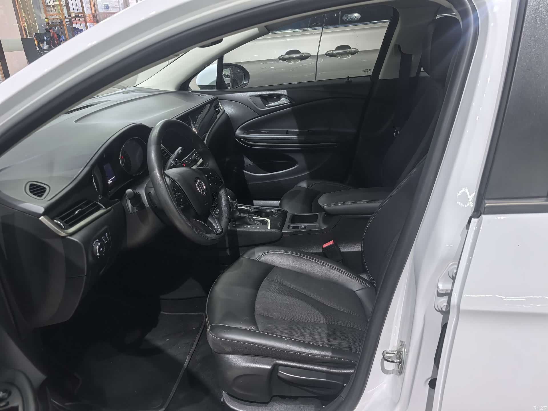 Buick Verano, 2020 все фото