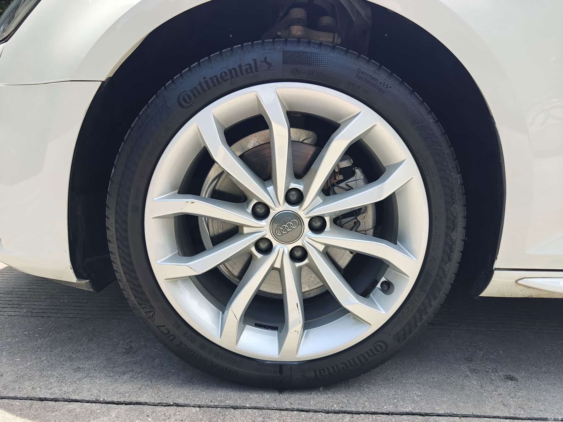 Audi A4L, 2018 16