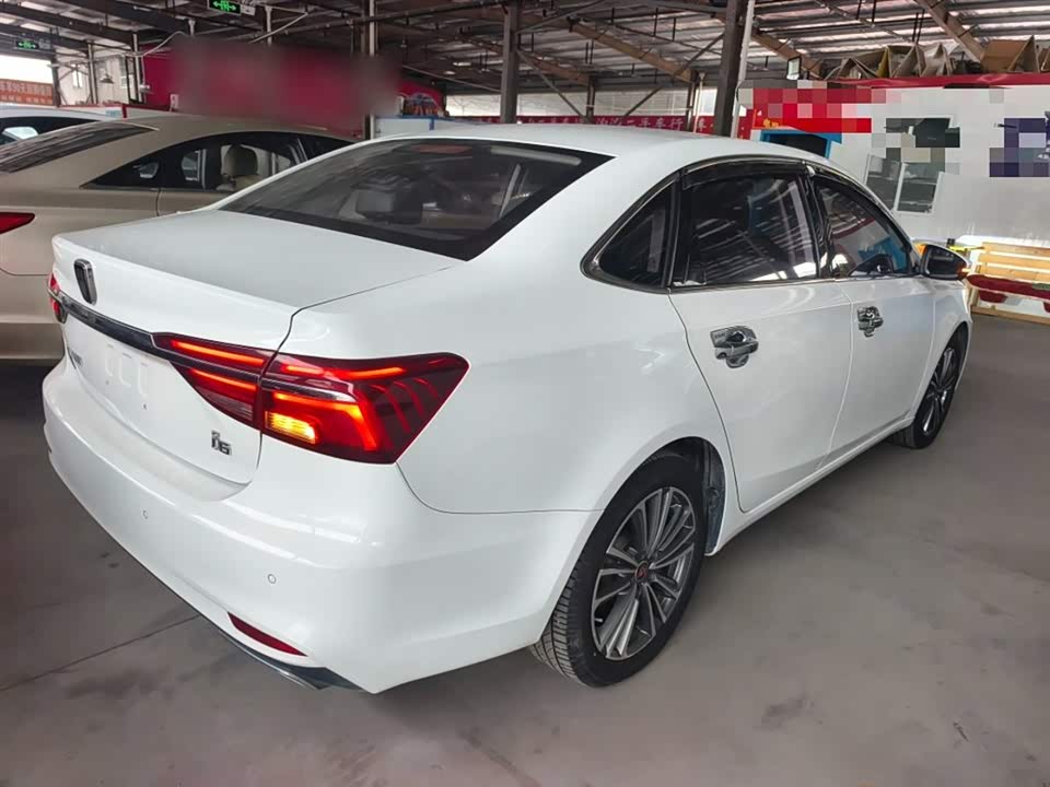 Roewe i6