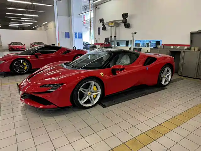 Ferrari SF90 2024 — купить из Китая под заказ