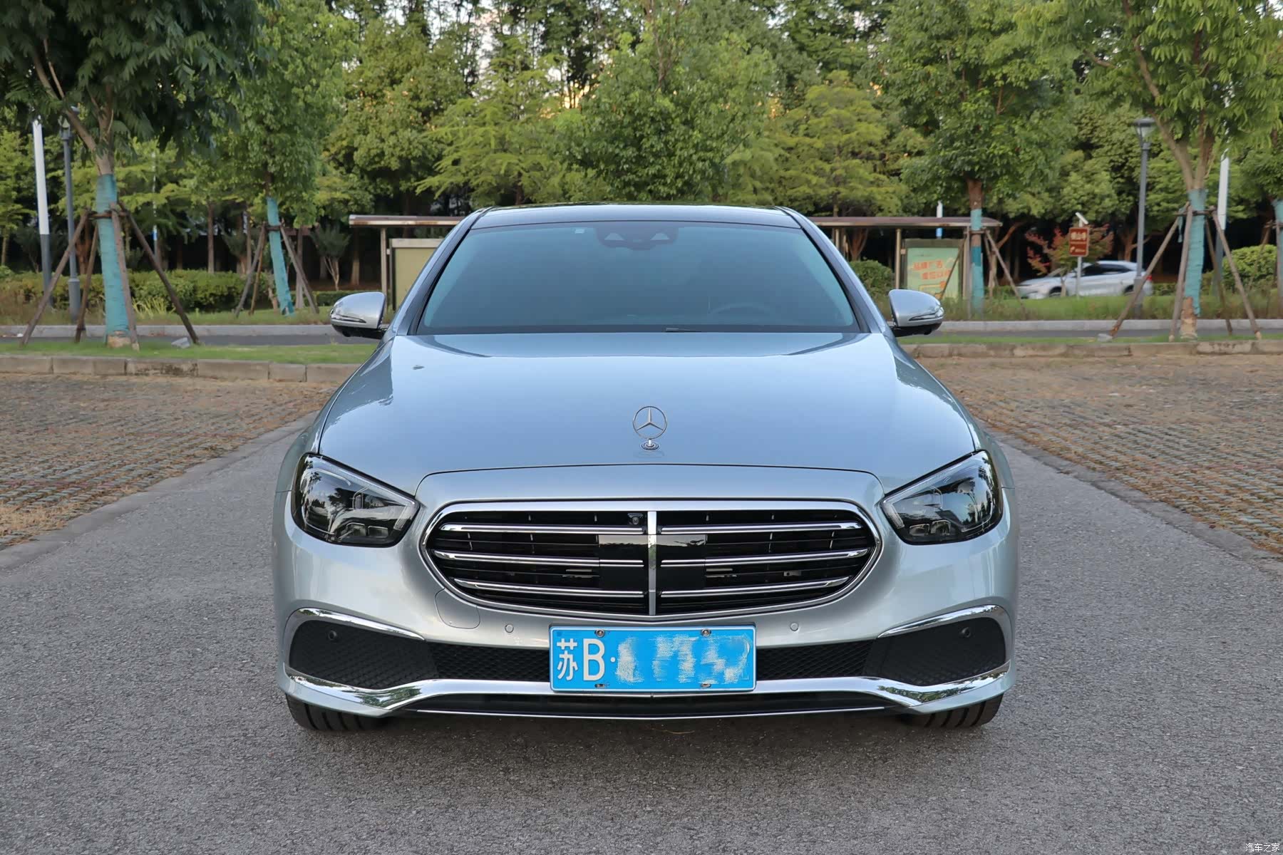 Mercedes-Benz E-Class, 2020 1