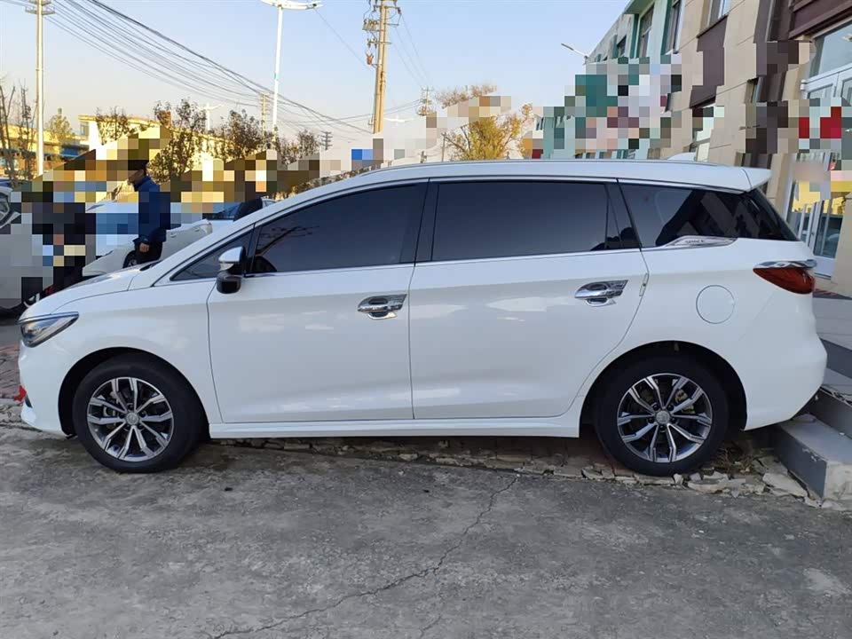 BYD Song MAX